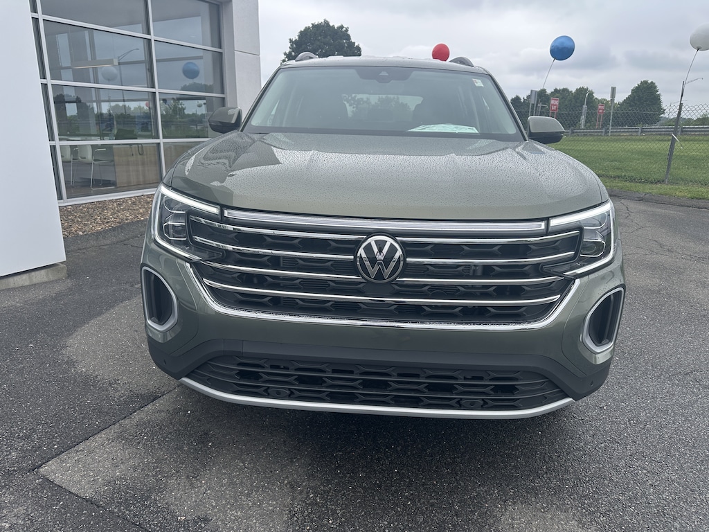 New 2026 Volkswagen Atlas 2.0T SE w/Technology 2.0T SE w/Technology 4MOTION