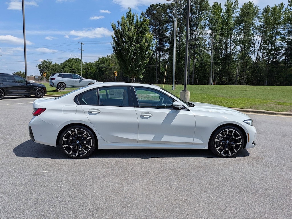 New 2026 BMW 330i Sedan