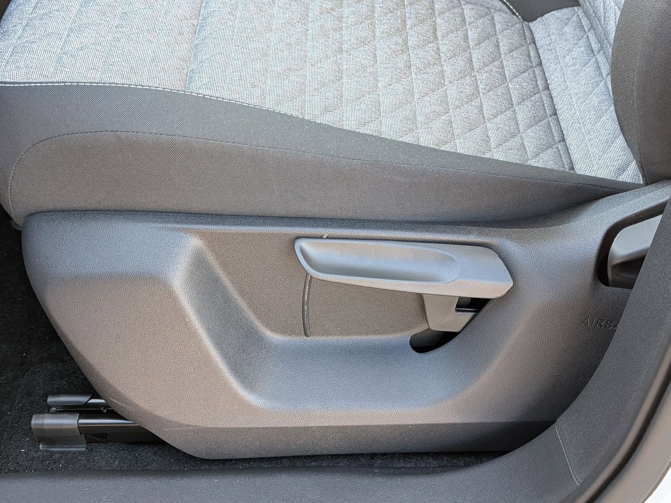 2026 Volkswagen Tiguan S - Photo 14