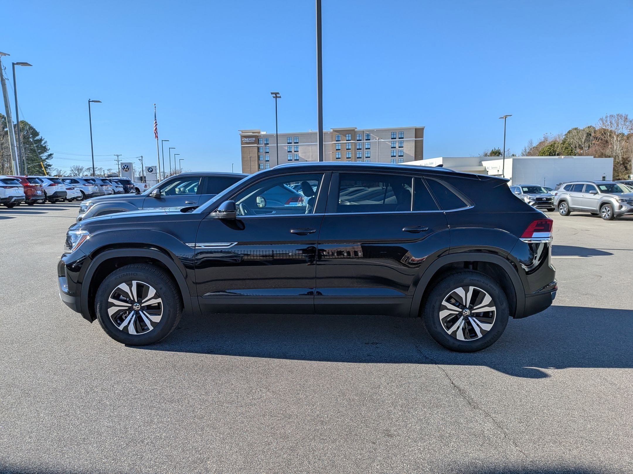 2026 Volkswagen Atlas Cross Sport SE - Photo 6