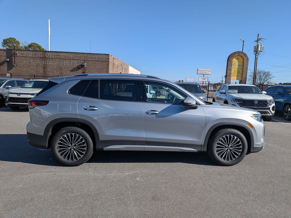 New 2026 Volkswagen Tiguan S S FWD