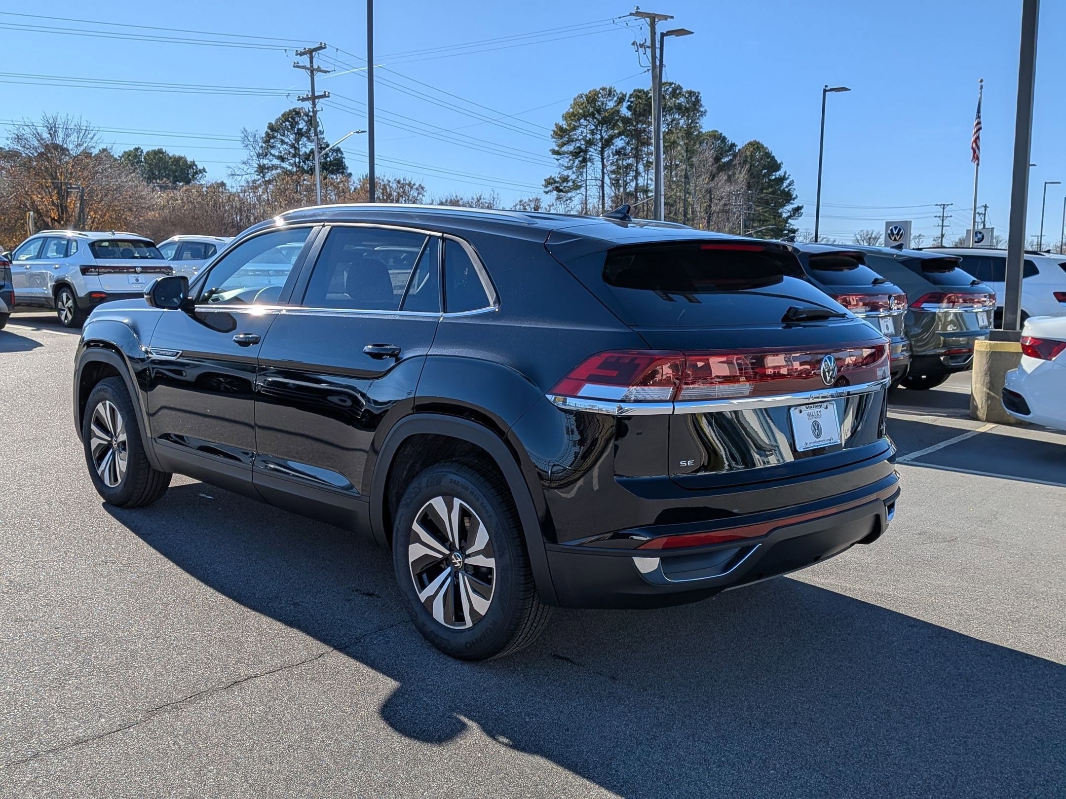 2026 Volkswagen Atlas Cross Sport SE - Photo 5