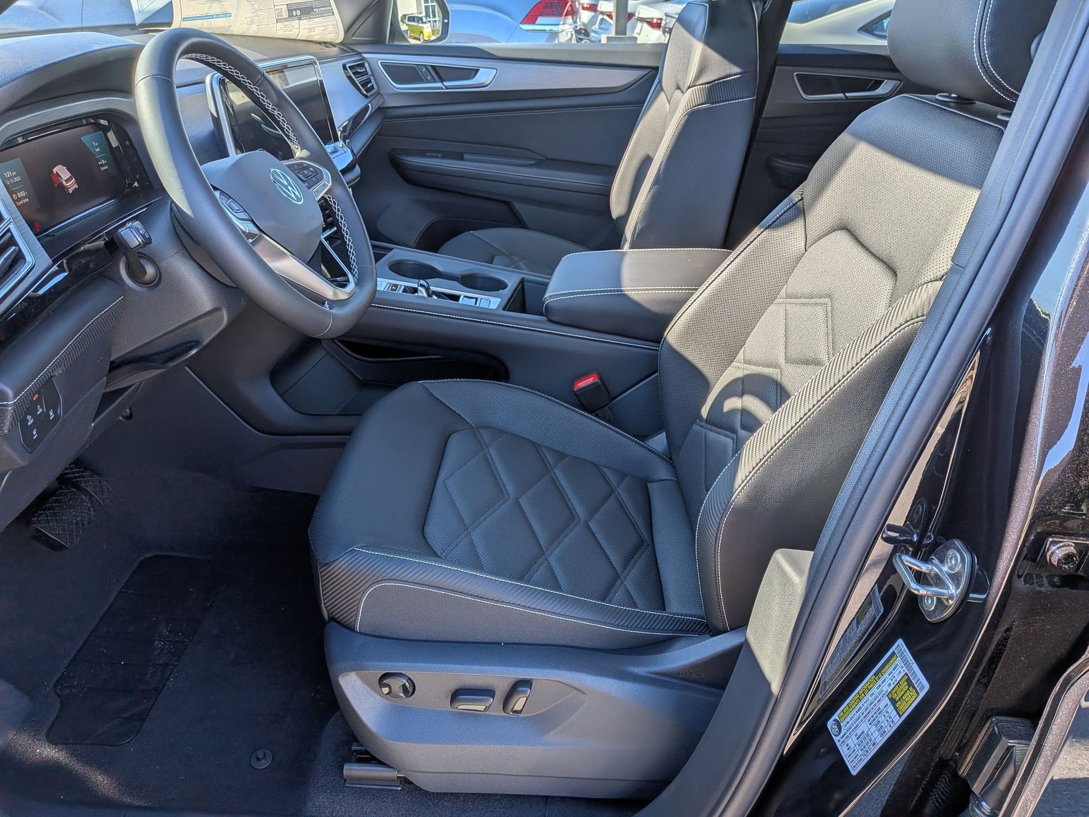 2026 Volkswagen Atlas Cross Sport SE - Photo 14