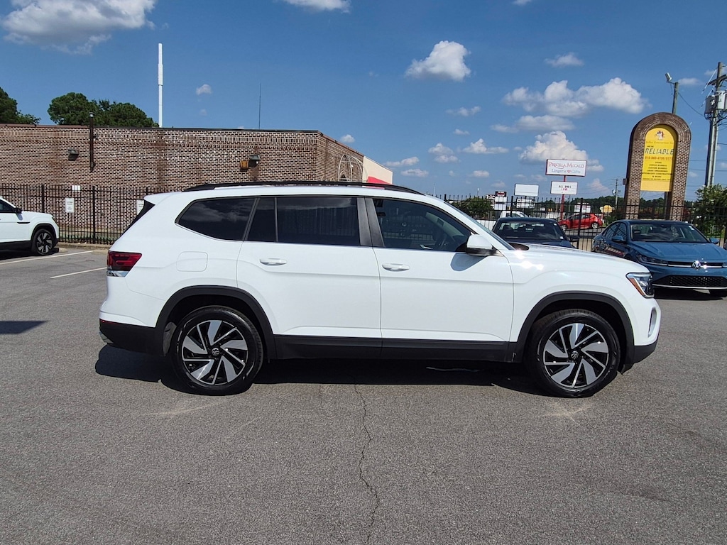 Used 2024 Volkswagen Atlas 2.0T SE w/Technology 2.0T SE w/Technology FWD