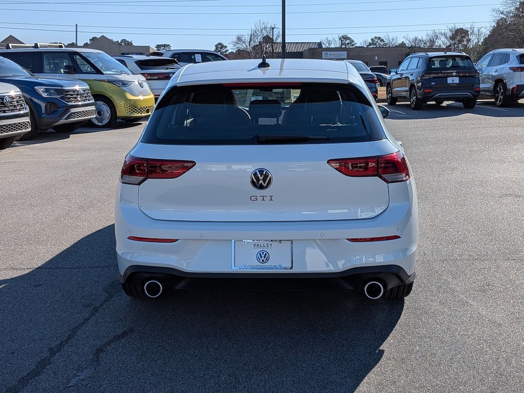 New 2026 Volkswagen Golf GTI SE 2.0T SE DSG
