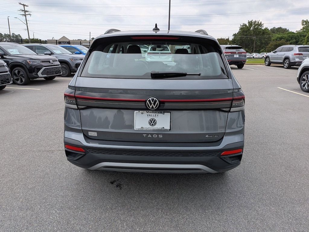 Used 2025 Volkswagen Taos S S 4MOTION