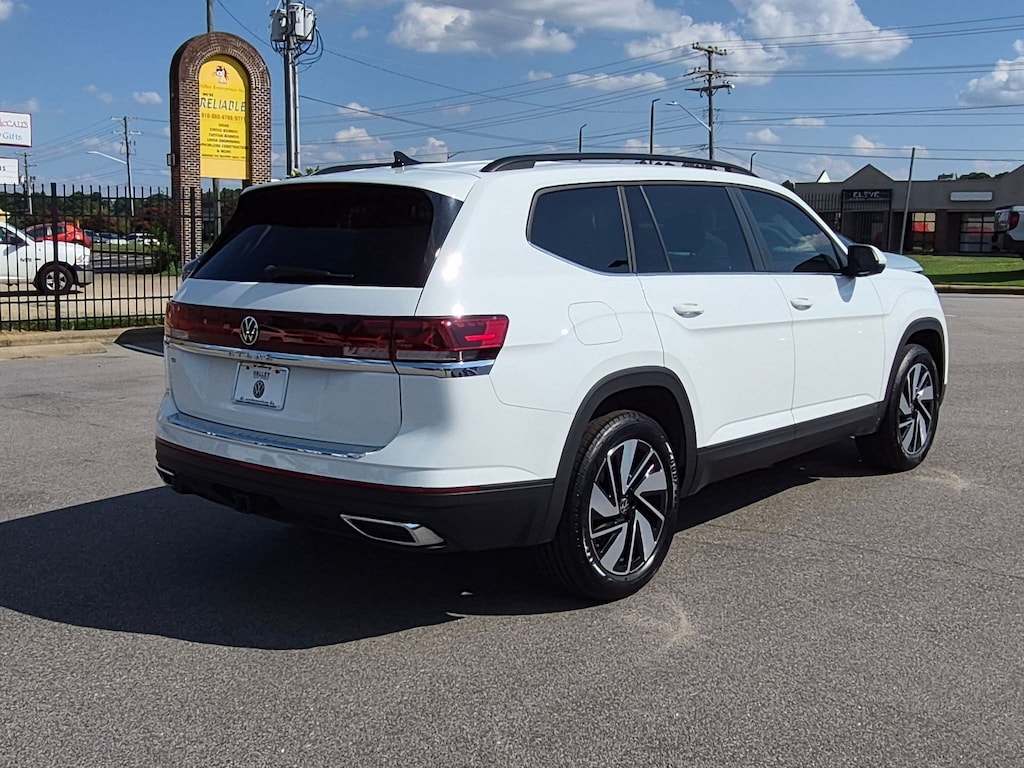 Used 2024 Volkswagen Atlas 2.0T SE w/Technology 2.0T SE w/Technology FWD