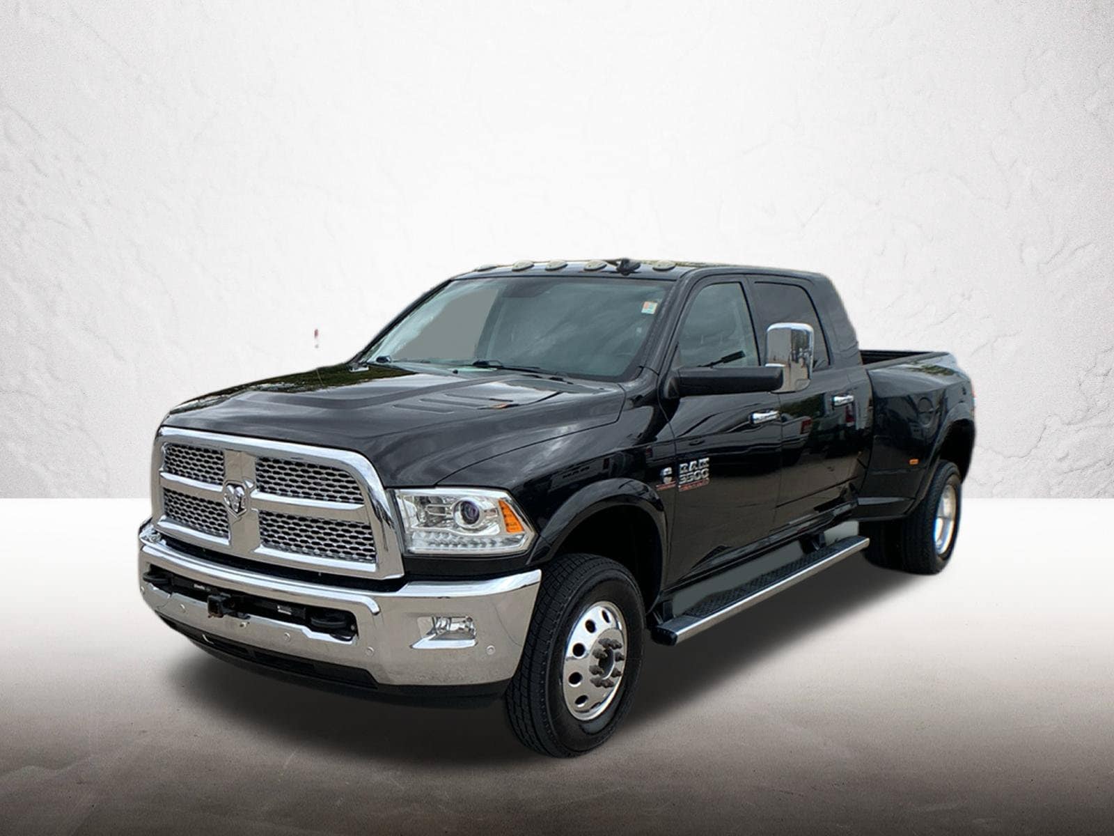 2017 RAM 3500 Pickup Laramie
