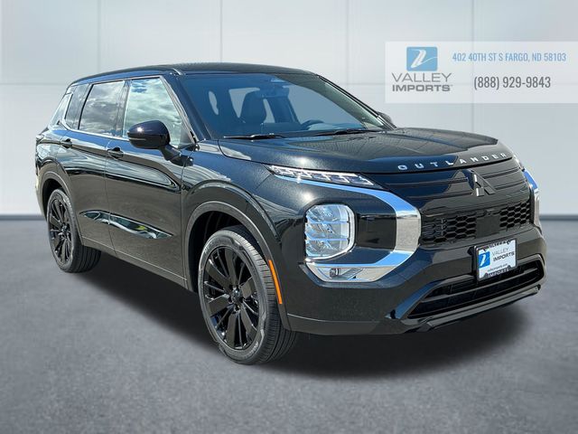 2026 Mitsubishi Outlander LE