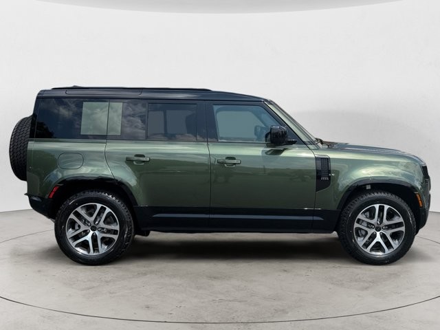 New 2026 Land Rover Defender 110 X-Dynamic SE SUV