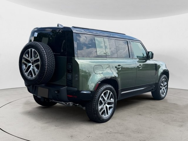 New 2026 Land Rover Defender 110 X-Dynamic SE SUV
