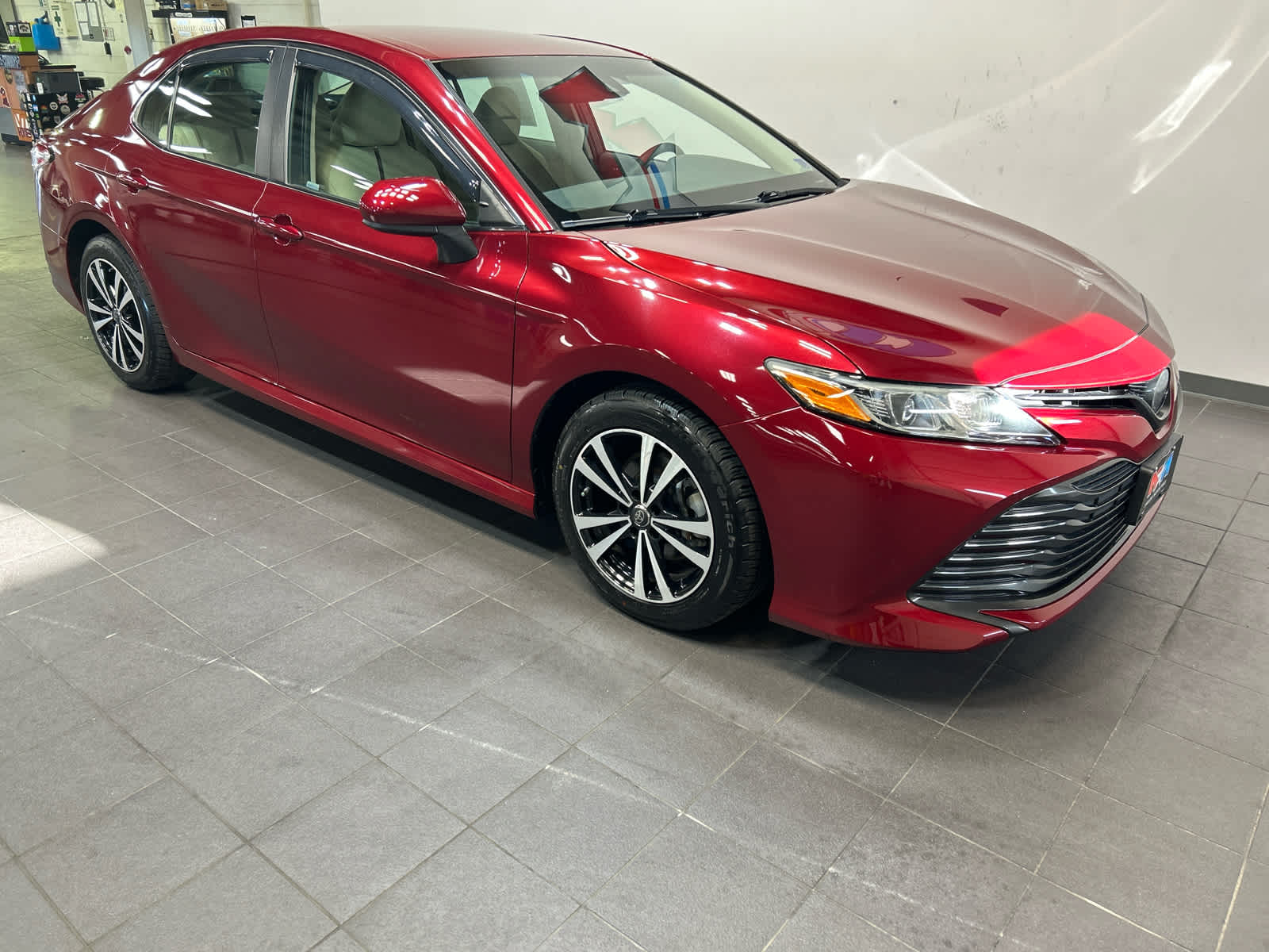 Used 2018 Toyota Camry LE Auto (Natl)