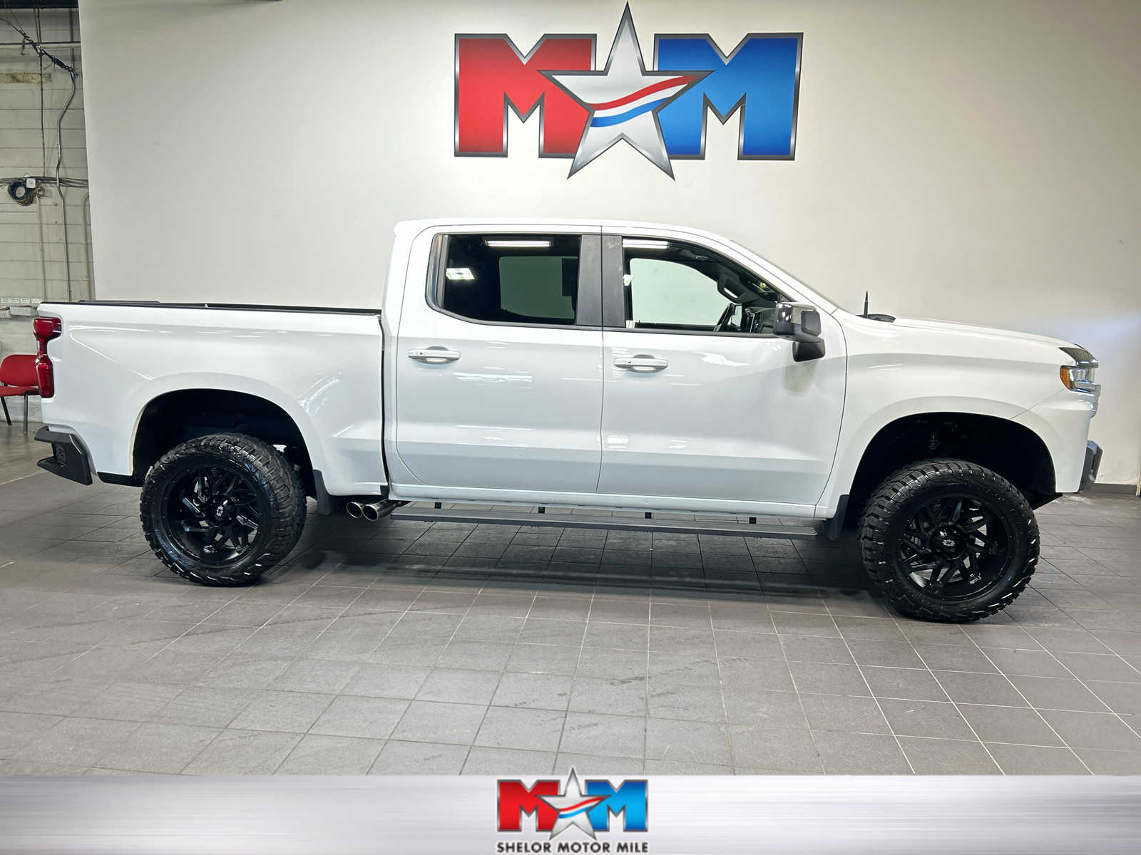 Used 2019 Chevrolet Silverado 1500 LT Truck Crew Cab