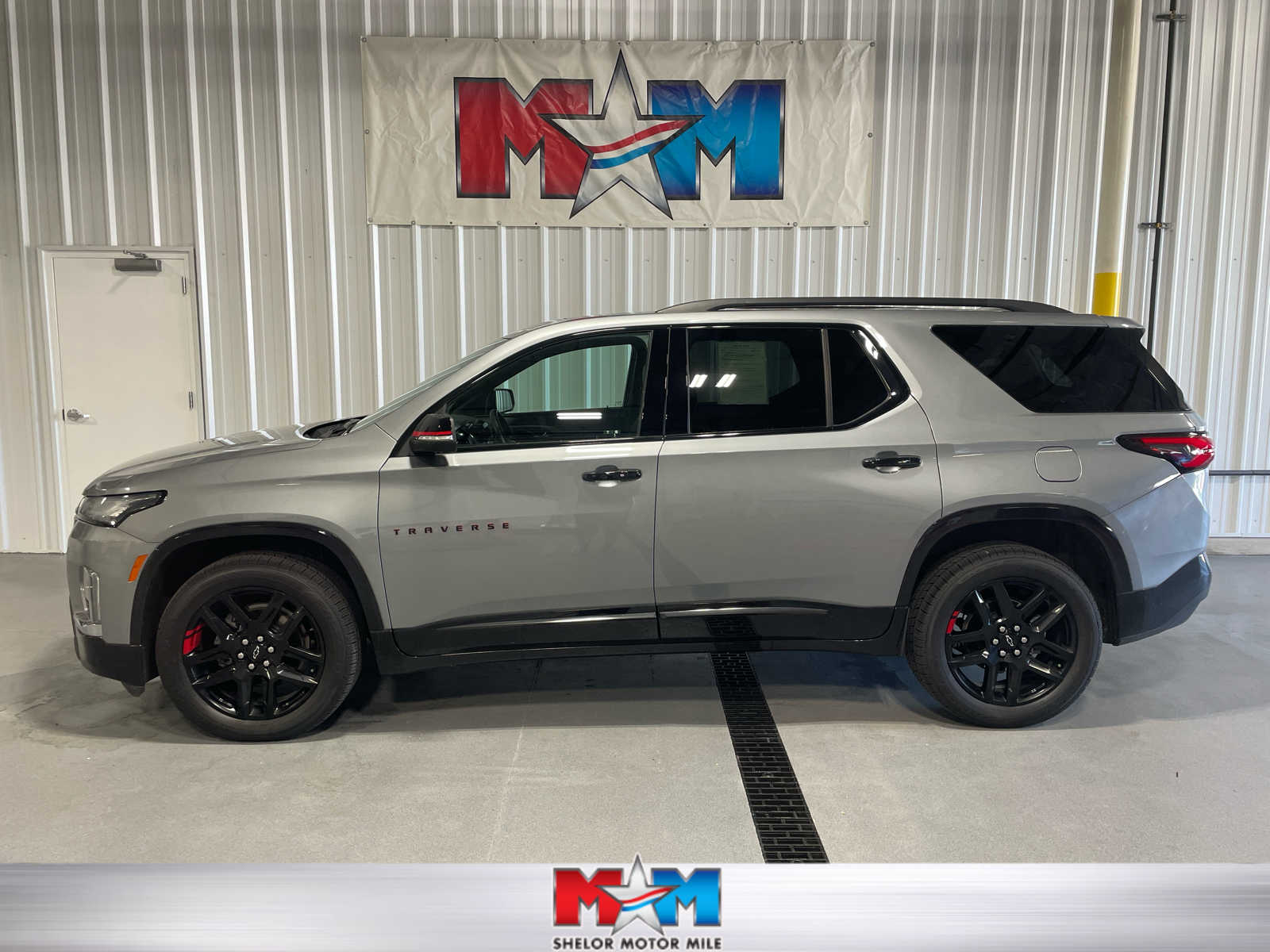 Used 2023 Chevrolet Traverse Premier SUV