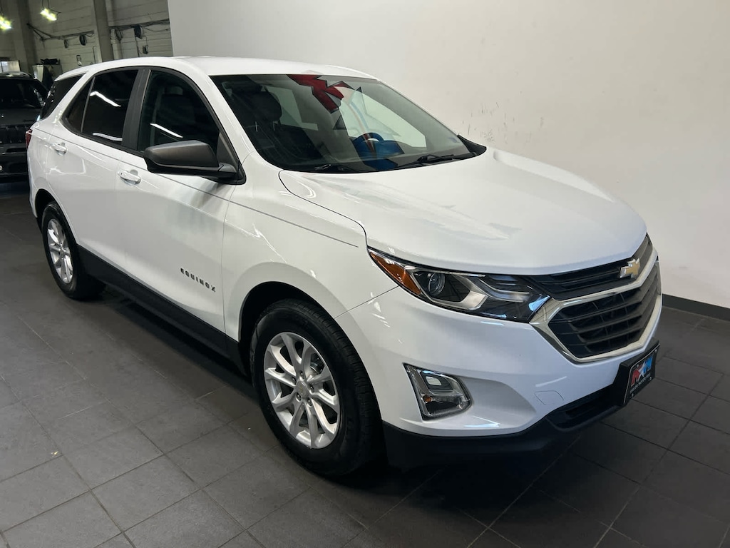 Used 2020 Chevrolet Equinox LS w/1LS SUV