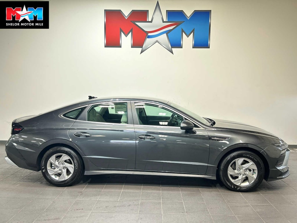 New 2026 Hyundai Sonata SE Sedan
