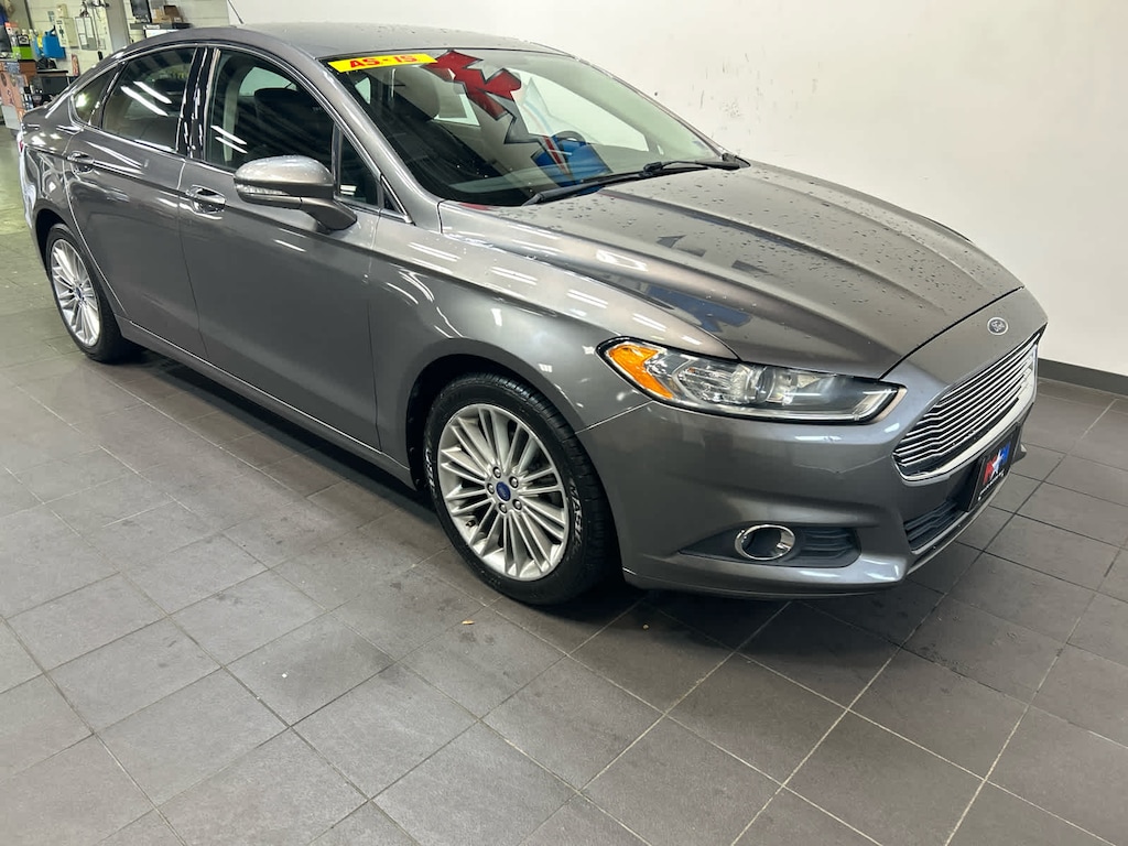 Used 2013 Ford Fusion SE Sedan