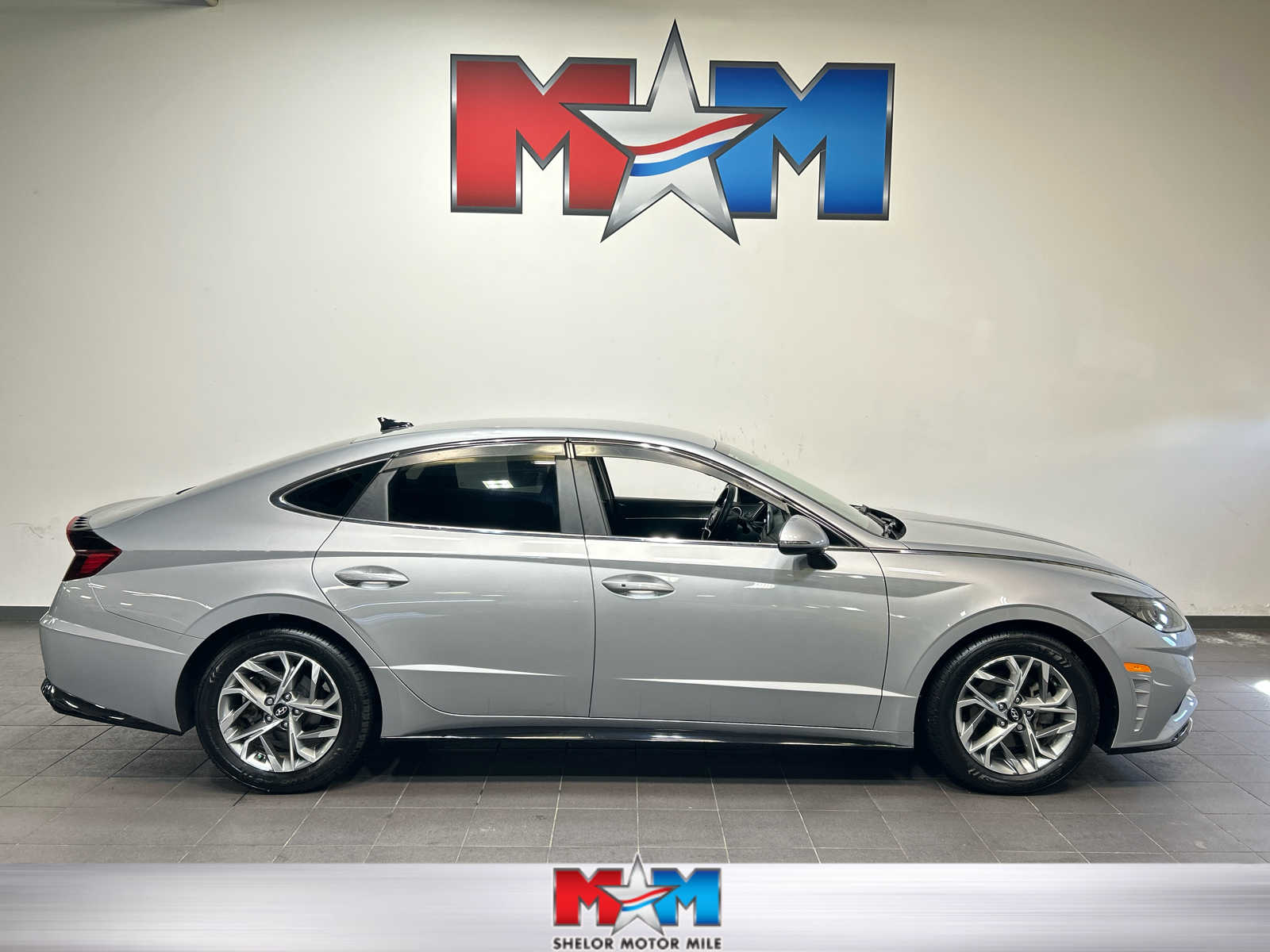 Used 2023 Hyundai Sonata SEL Sedan