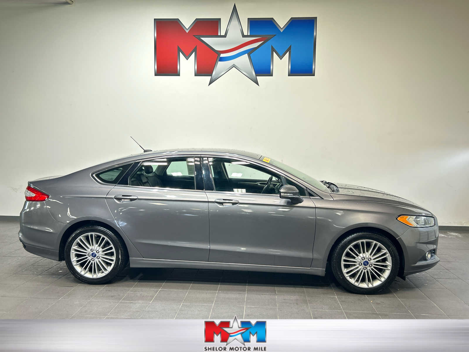 Used 2013 Ford Fusion SE Sedan