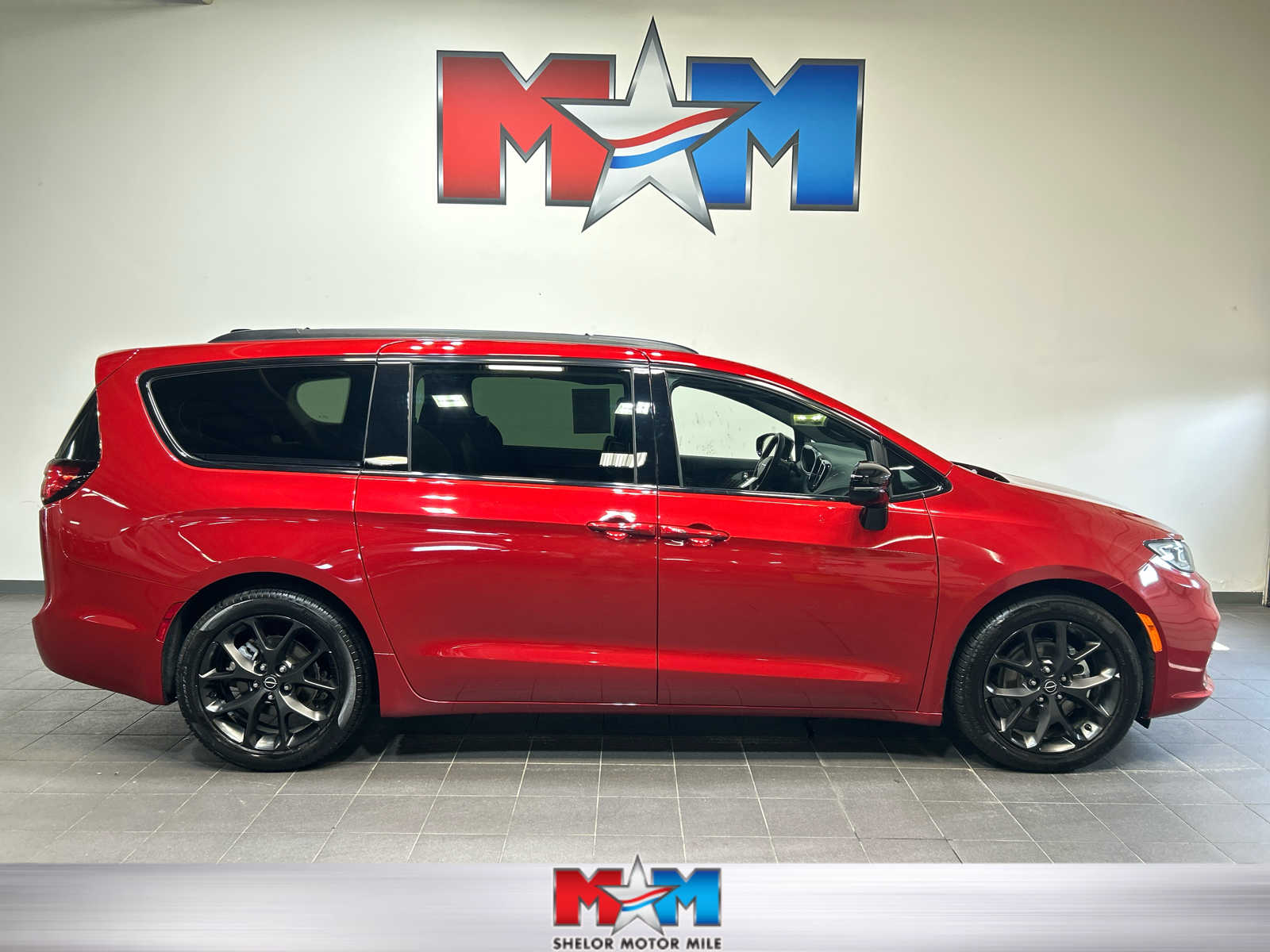  Chrysler Pacifica