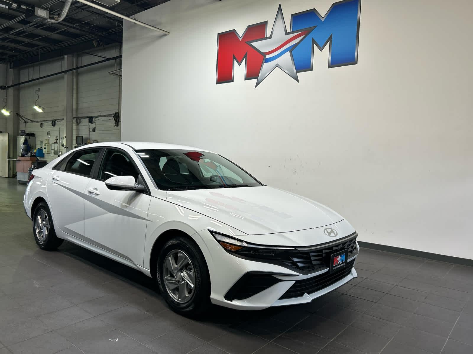 New 2026 Hyundai Elantra SE Sedan