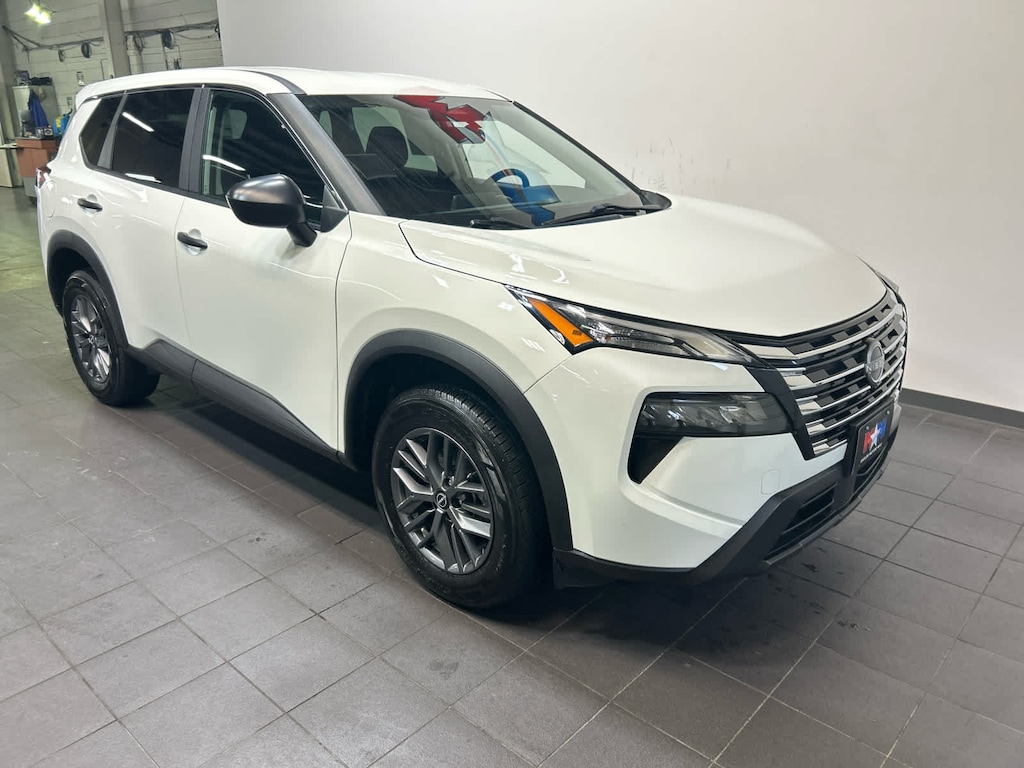 Used 2024 Nissan Rogue S AWD