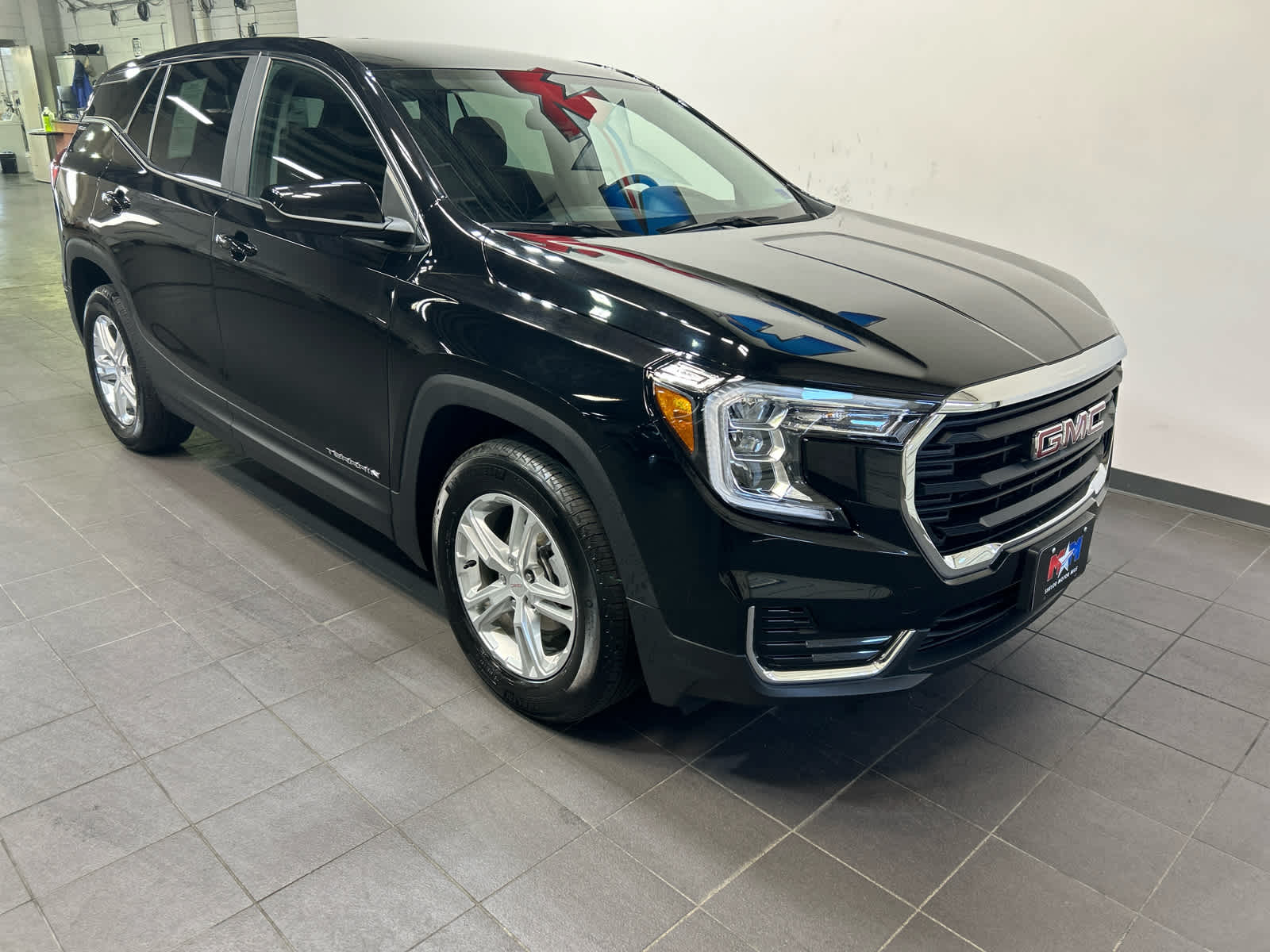 Used 2023 GMC Terrain SLE SUV