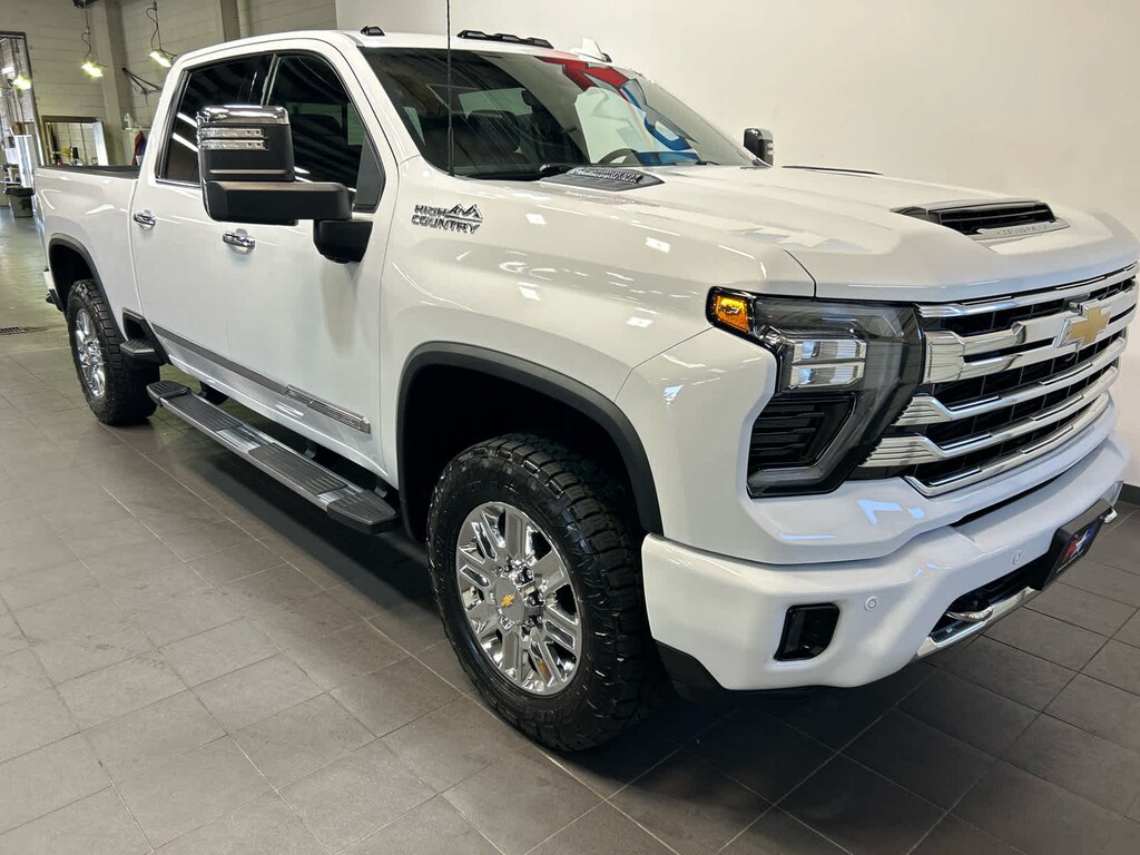 Used 2024 Chevrolet Silverado 2500 HD High Country Truck Crew Cab