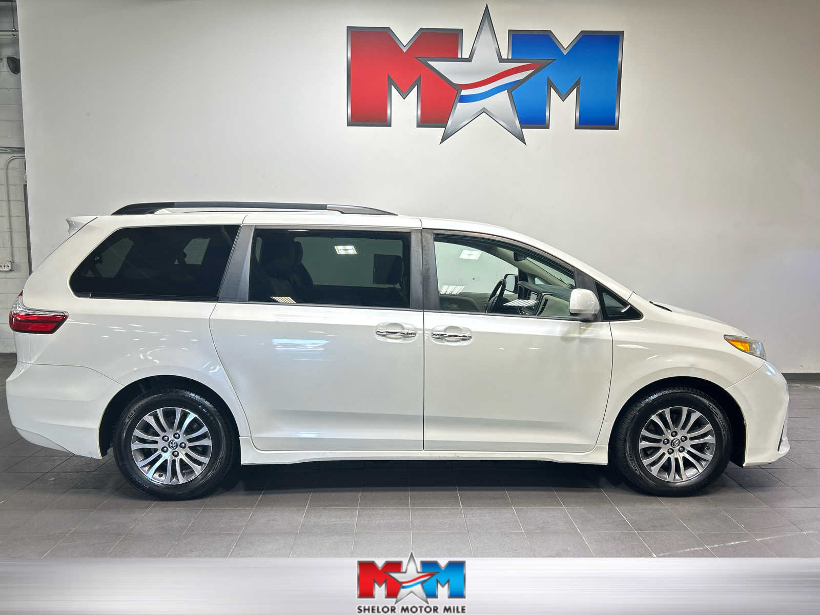  Toyota Sienna