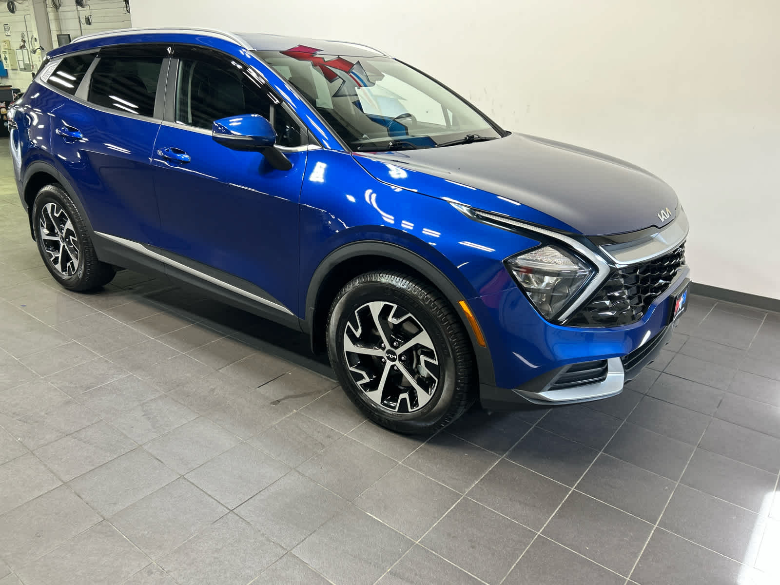 Used 2023 Kia Sportage EX AWD