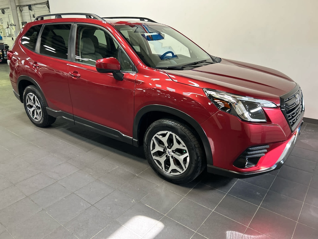 Used 2024 Subaru Forester Premium SUV