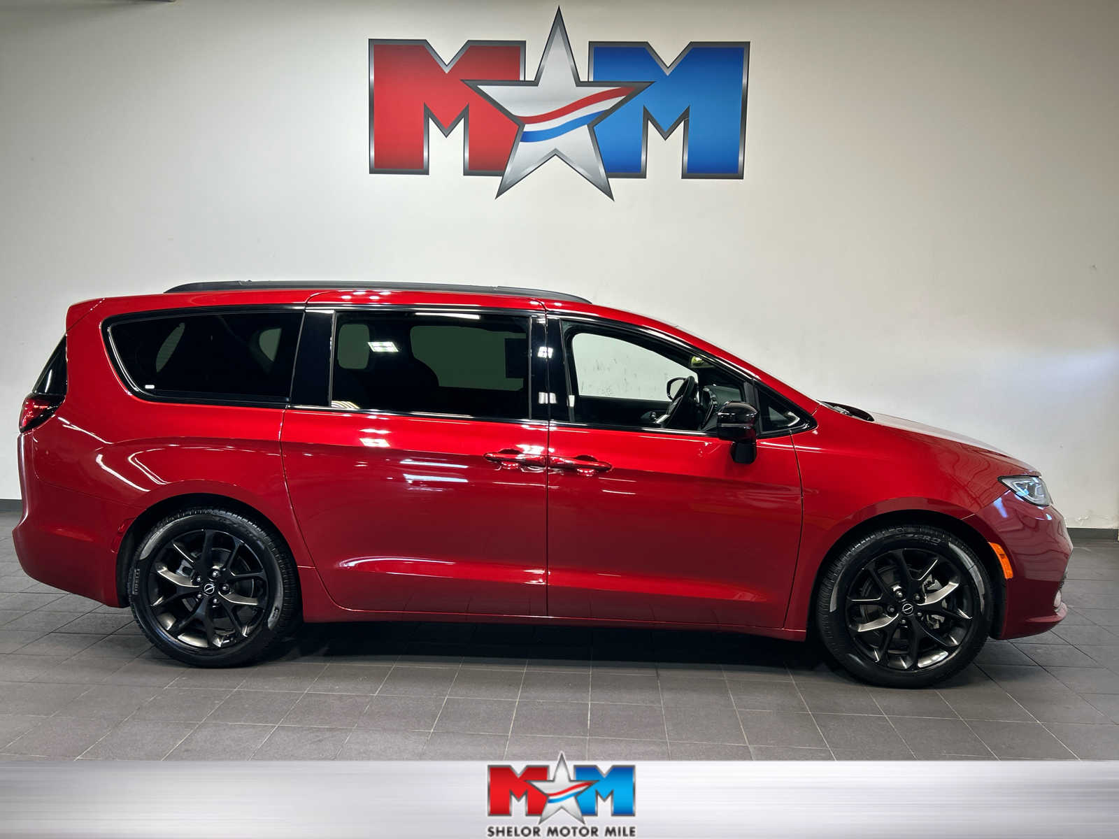 2025 Chrysler Pacifica