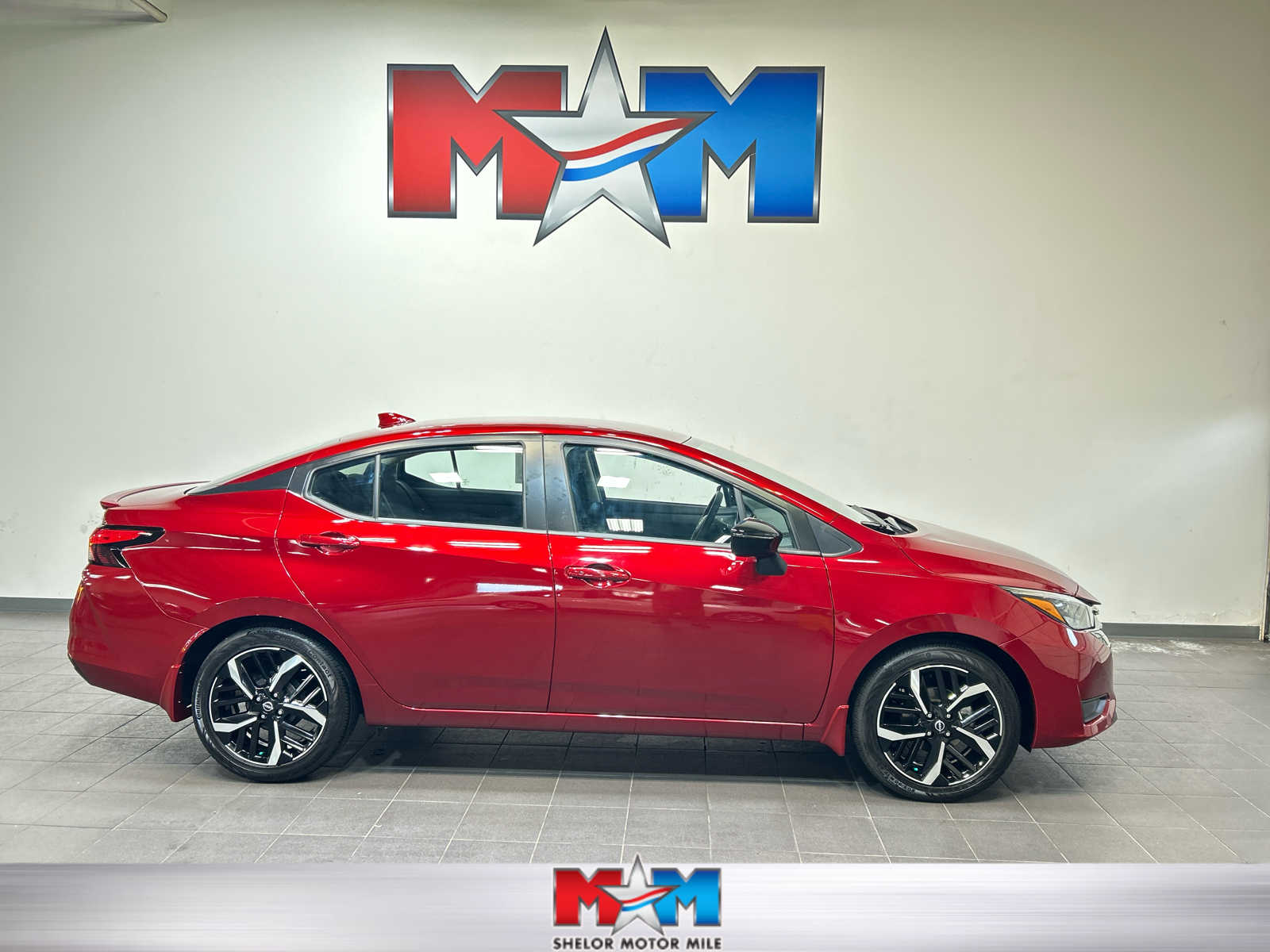 Used 2025 Nissan Versa 1.6 SR Sedan