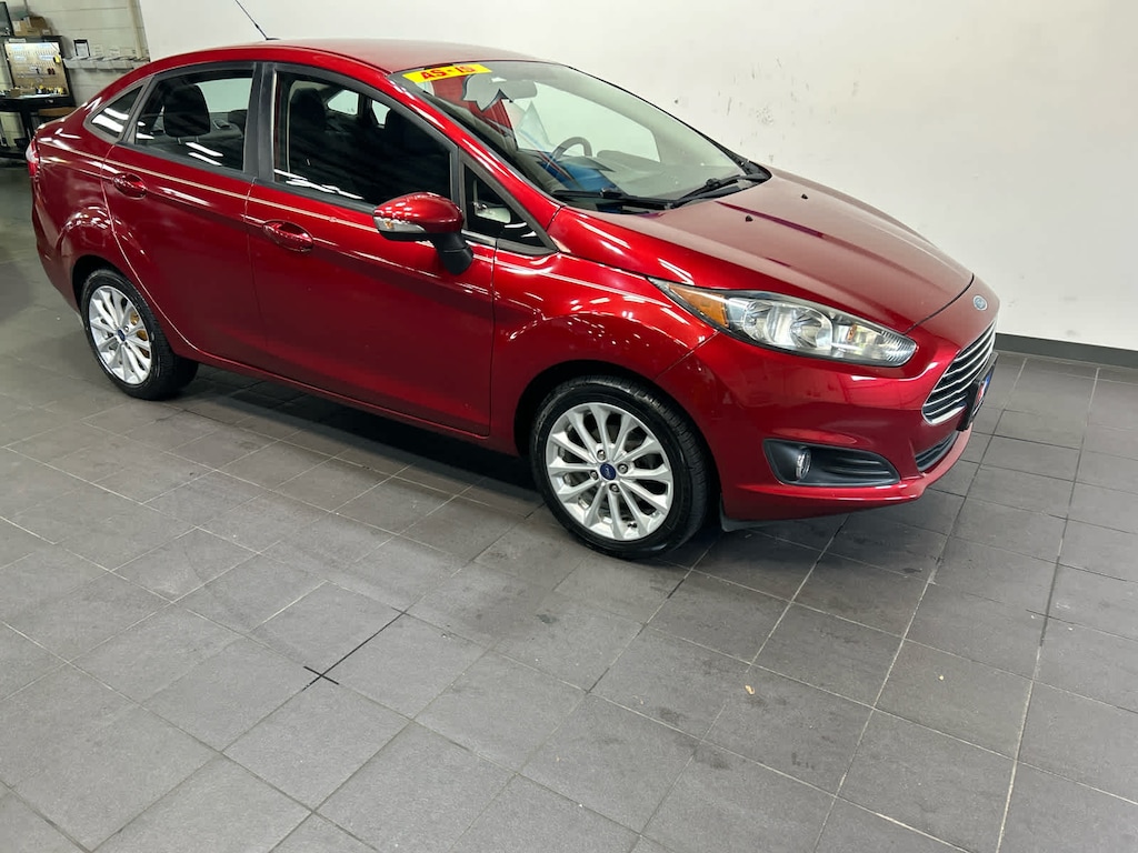 Used 2014 Ford Fiesta SE Sedan