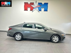 2026 Hyundai Elantra SE Sedan
