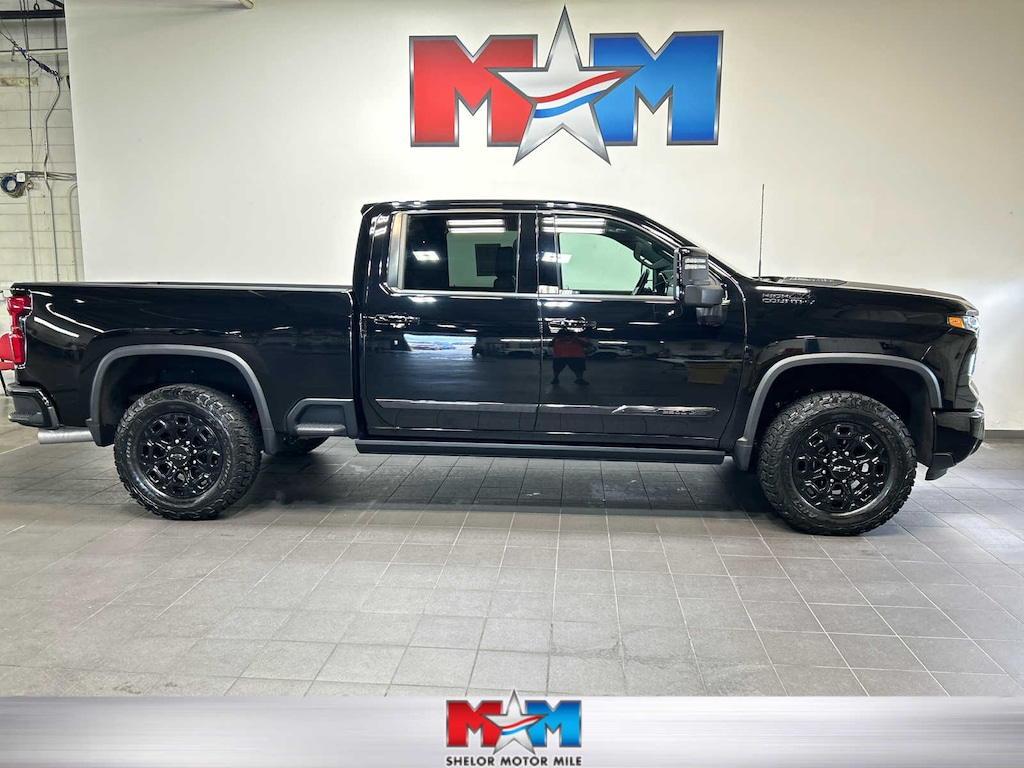 Used 2024 Chevrolet Silverado 2500 HD High Country Truck Crew Cab