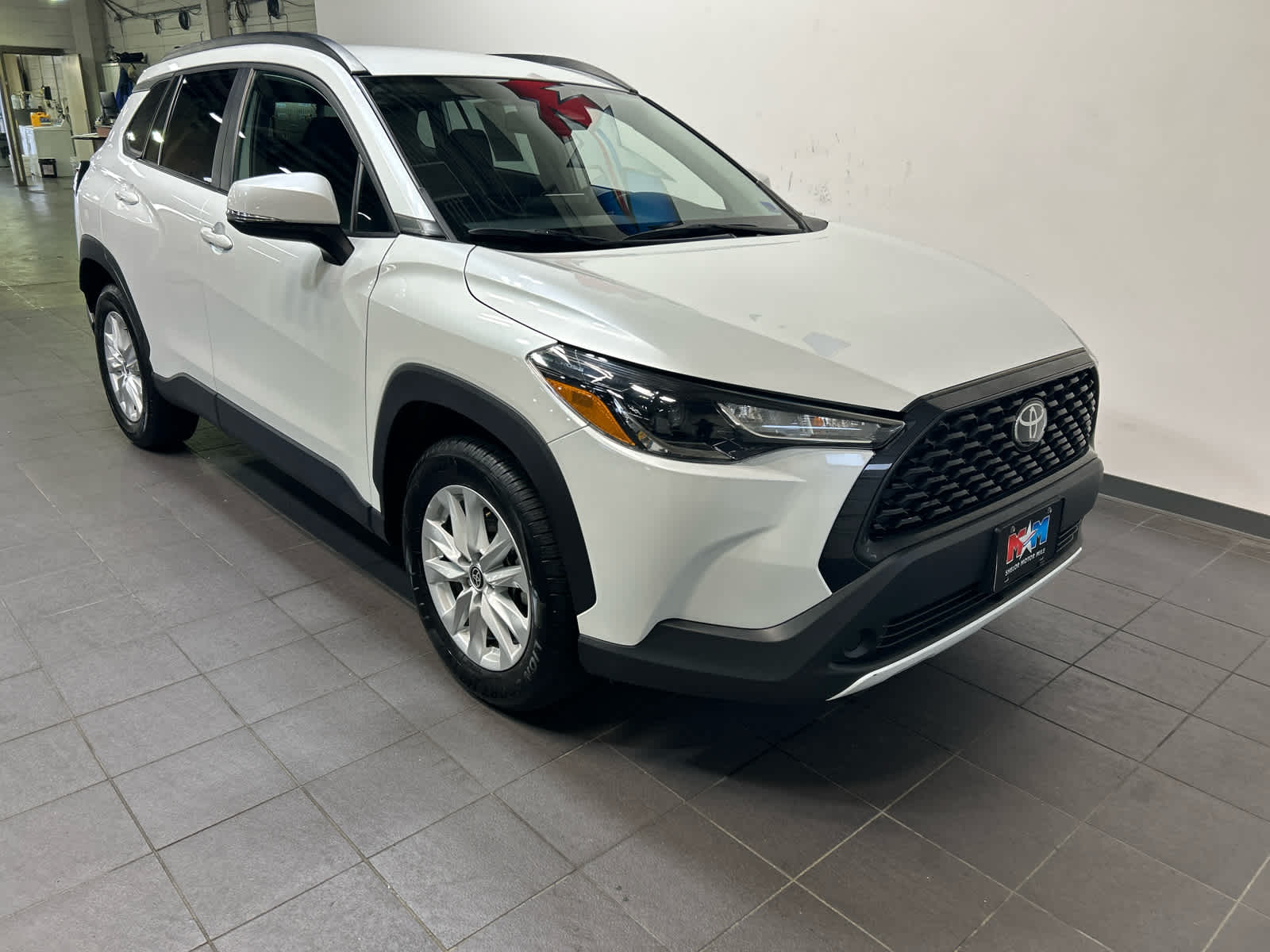 Used 2024 Toyota Corolla Cross LE SUV