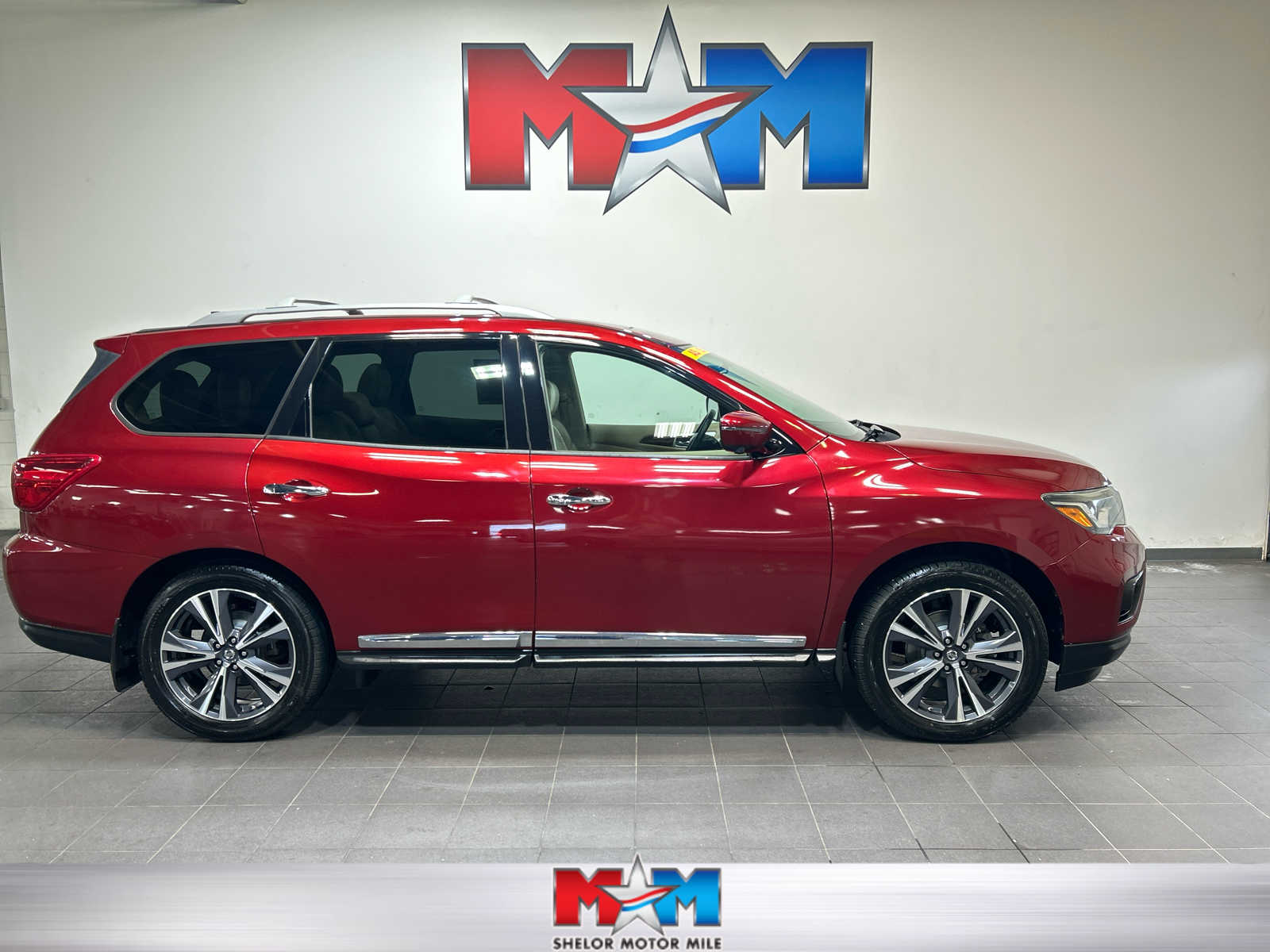 Used 2019 Nissan Pathfinder Platinum SUV