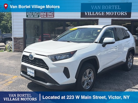 2022 Toyota RAV4 Hybrid LE SUV