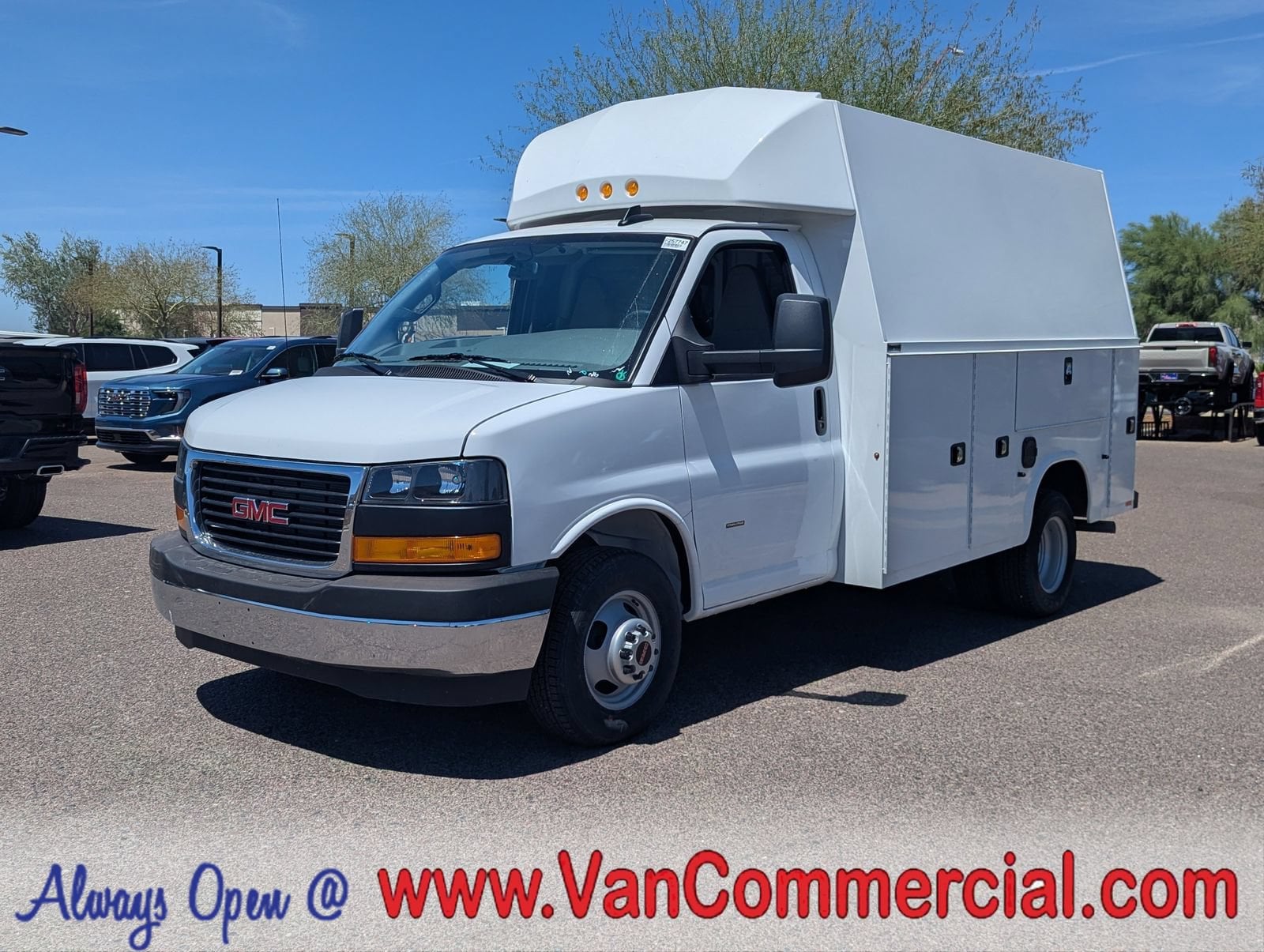 2025 GMC Savana Cutaway