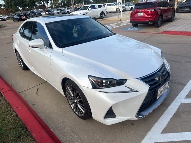 2017 Lexus IS