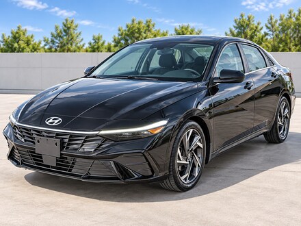 2024 Hyundai Elantra SEL Sedan