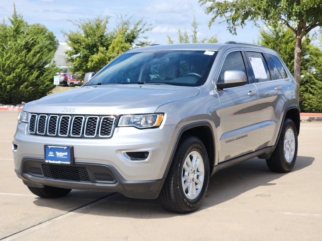 Used 2019 Jeep Grand Cherokee Laredo E SUV