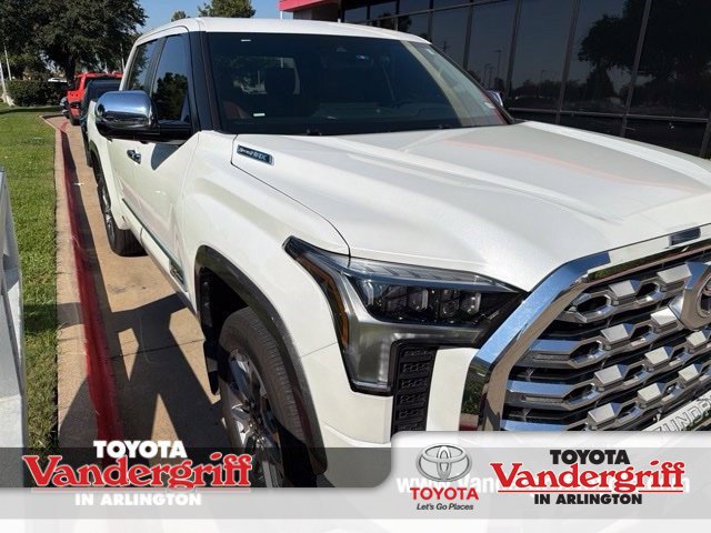 2025 Toyota Tundra 4WD
