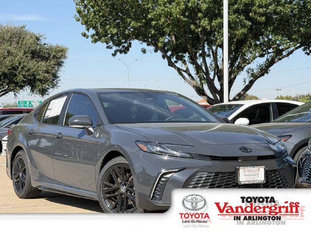 2026 Toyota Camry SE Sedan