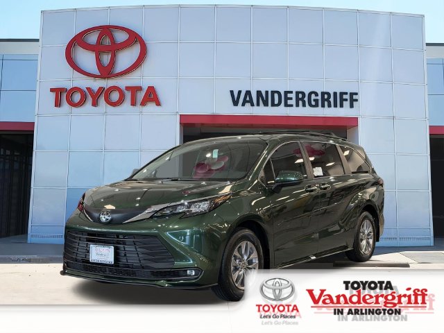 2026 Toyota Sienna XLE 8 Passenger Van Passenger Van