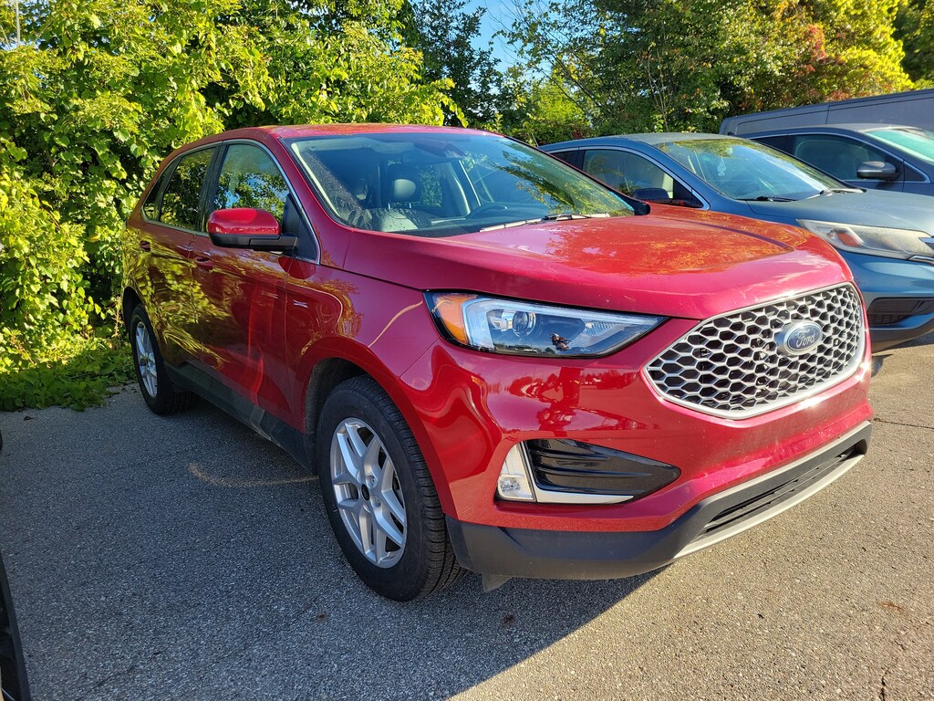 Used 2024 Ford Edge SEL Sport Utility