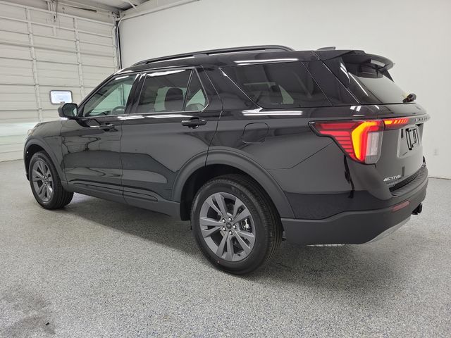 2026 Ford Explorer Active - Photo 4