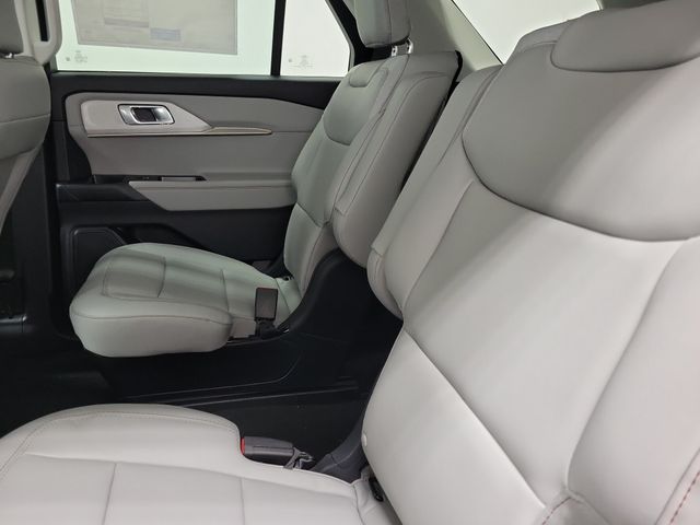 2026 Ford Explorer Active - Photo 12