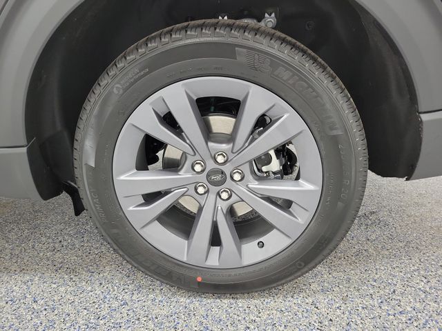 2026 Ford Explorer Active - Photo 5